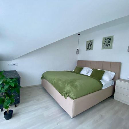 Loft Vrchlabi Apartment ภายนอก รูปภาพ